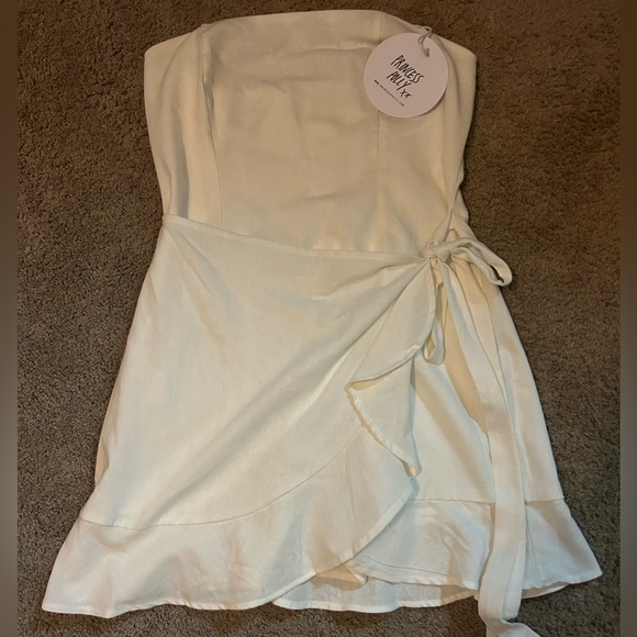 Princess Polly Dresses & Skirts - Princess Polly, white strapless dress!